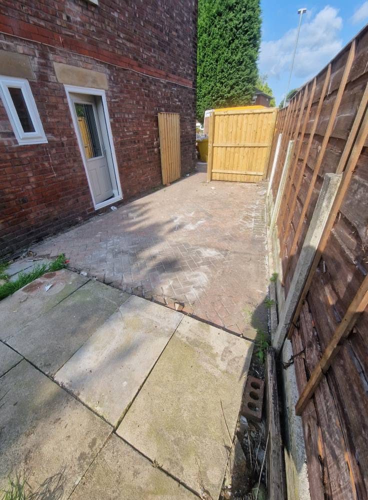 New side gate and block paving